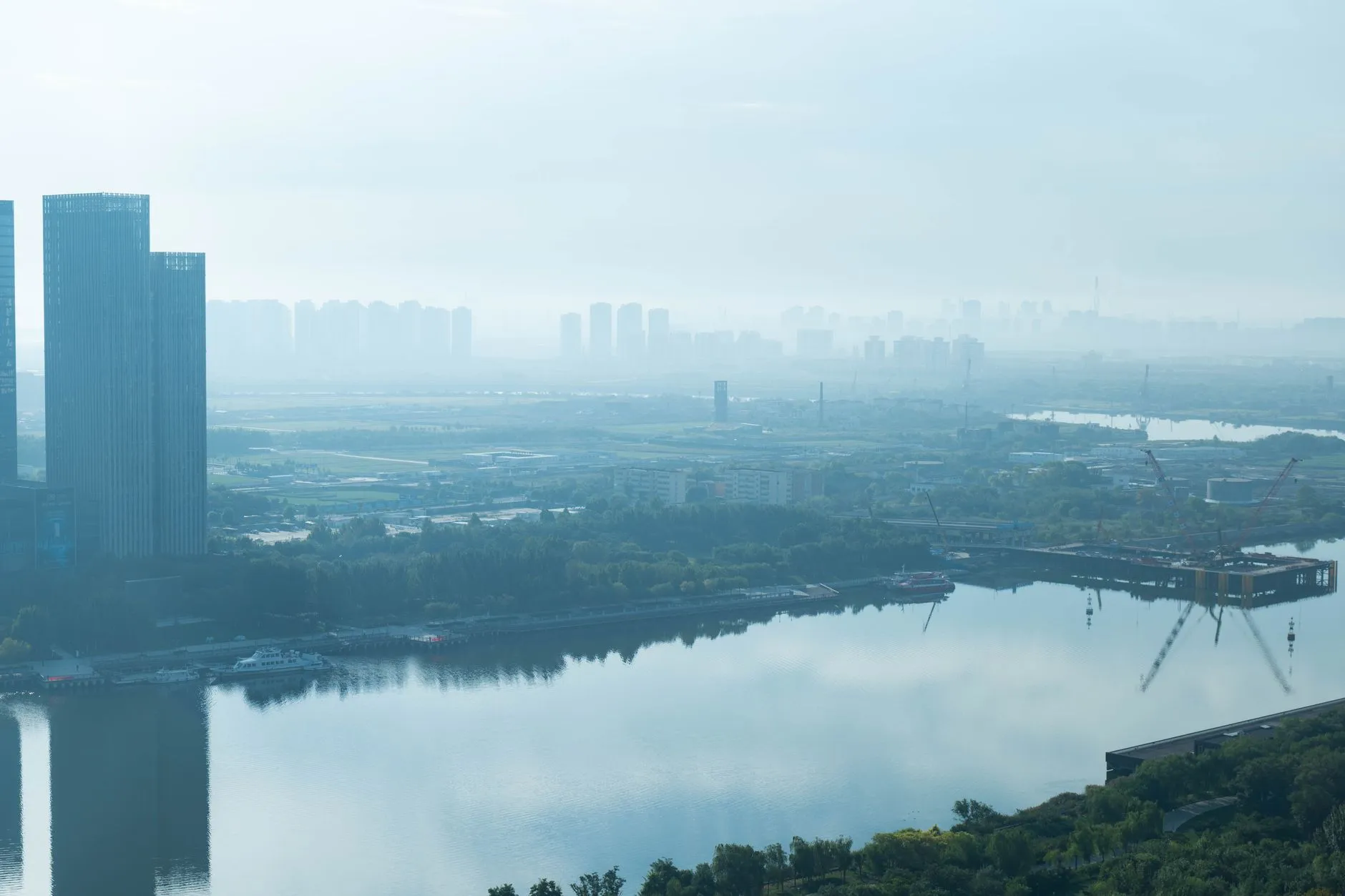 广州服装批发零售行业趋势与供应链效率提升策略