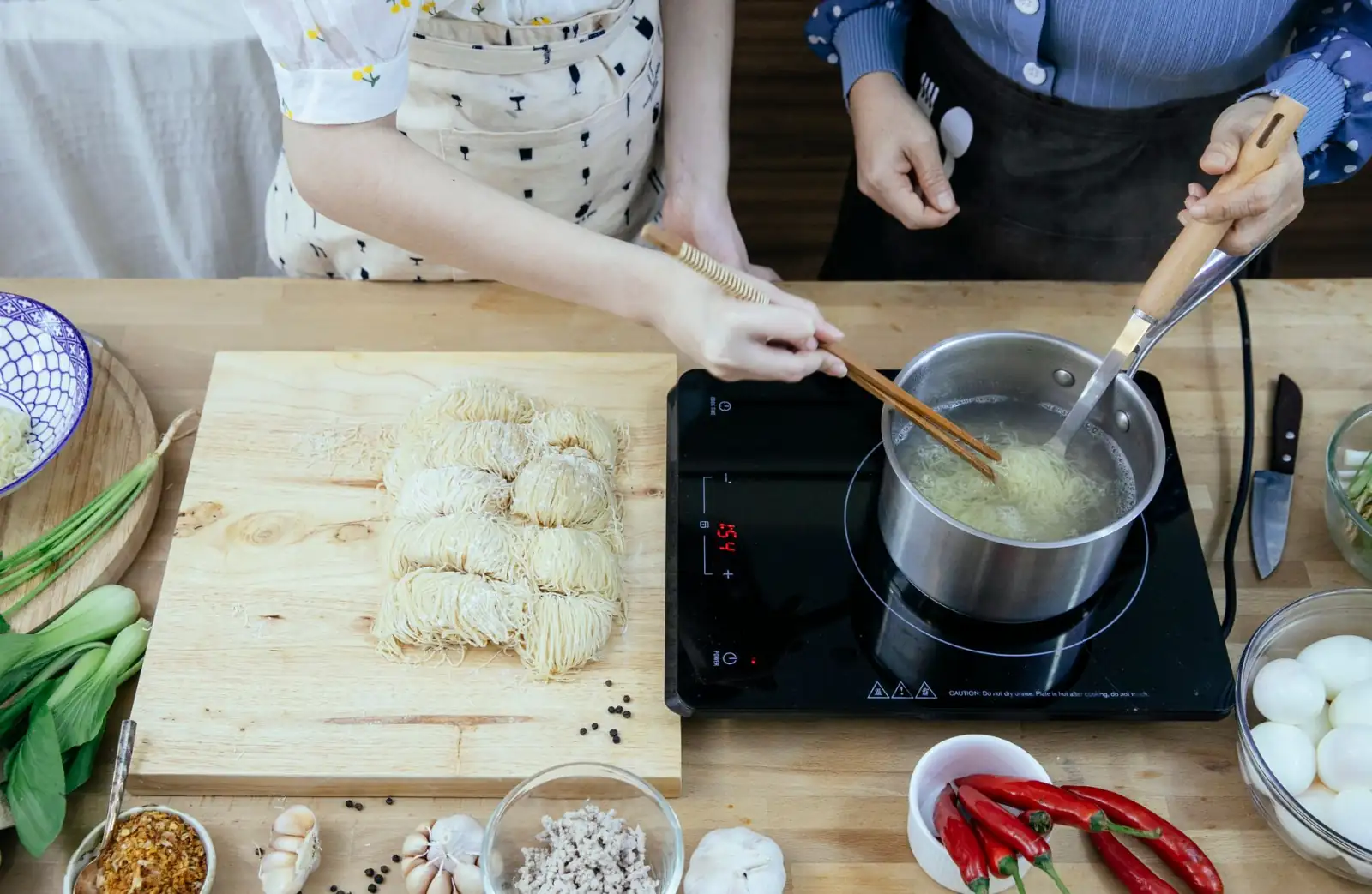 广州服装批发零售渠道优化与供应链管理策略分析