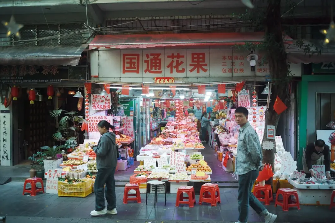 广州服装批发零售新趋势：有品服饰2025春夏产品线解析正文配图 1